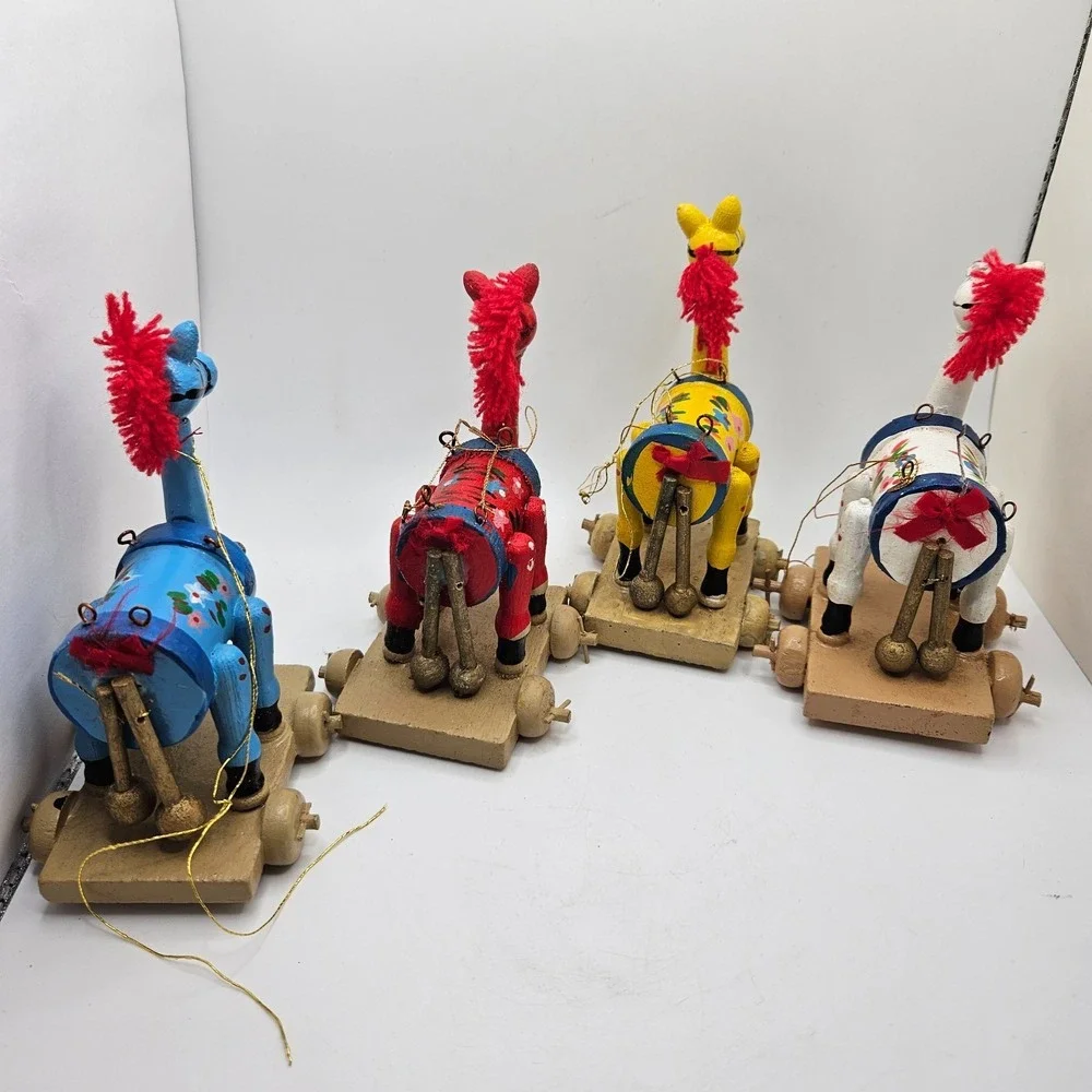 VTG (4) Wooden‎ Horse Ornaments Folk Art Rustic Christmas Decor Hand Painted